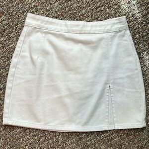 Lioness mini skirt